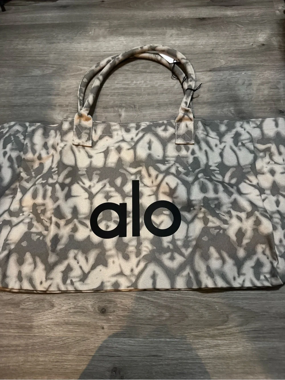 ALO Yoga Gray Tie-Dye Logo Tote